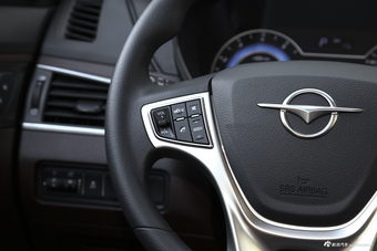 2017款福美来F7 1.5T 7座自动舒适型