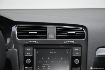 2018款高尔夫1.2T 180TSI自动舒适型