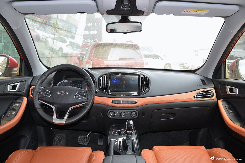 2016款瑞虎7 1.5T自动耀领版