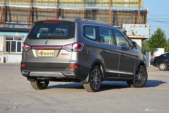 2016款风行SX6 1.6L自动豪华型