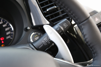 2016款欧蓝德2.4L自动四驱尊贵版7座