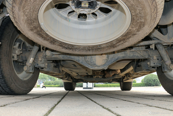 2017款驭胜S350 2.0T自动两驱柴油超豪华版5座