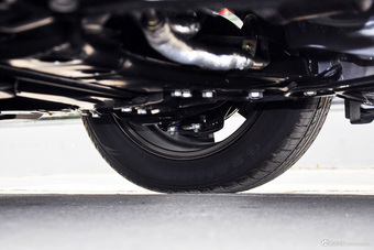 2017款众泰Z360 1.5L手动豪华型