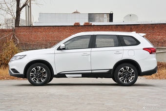 2019款欧蓝德 2.0L自动七座畅享版