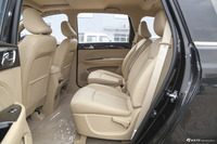 2016款宝骏730 1.5T手动豪华版 7座