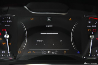 2018款荣威RX5 1.5T 20T自动两驱互联网智尊版