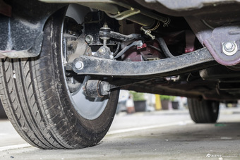 2015款悦翔V3 1.4L手动温馨型