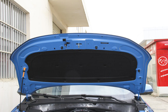 2018款荣威RX5 1.5T 20T自动两驱互联网智尊版