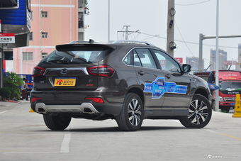 2017款比亚迪S7 2.0T自动尊贵型