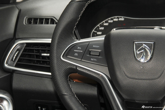 2017款宝骏510 1.5L手动豪华型 