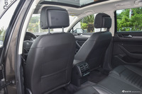 2017款蔚揽2.0T自动四驱拓行版380TSI