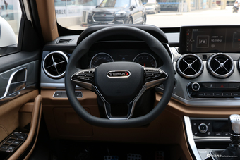 2017款野马T80 1.5T 手动炫动版