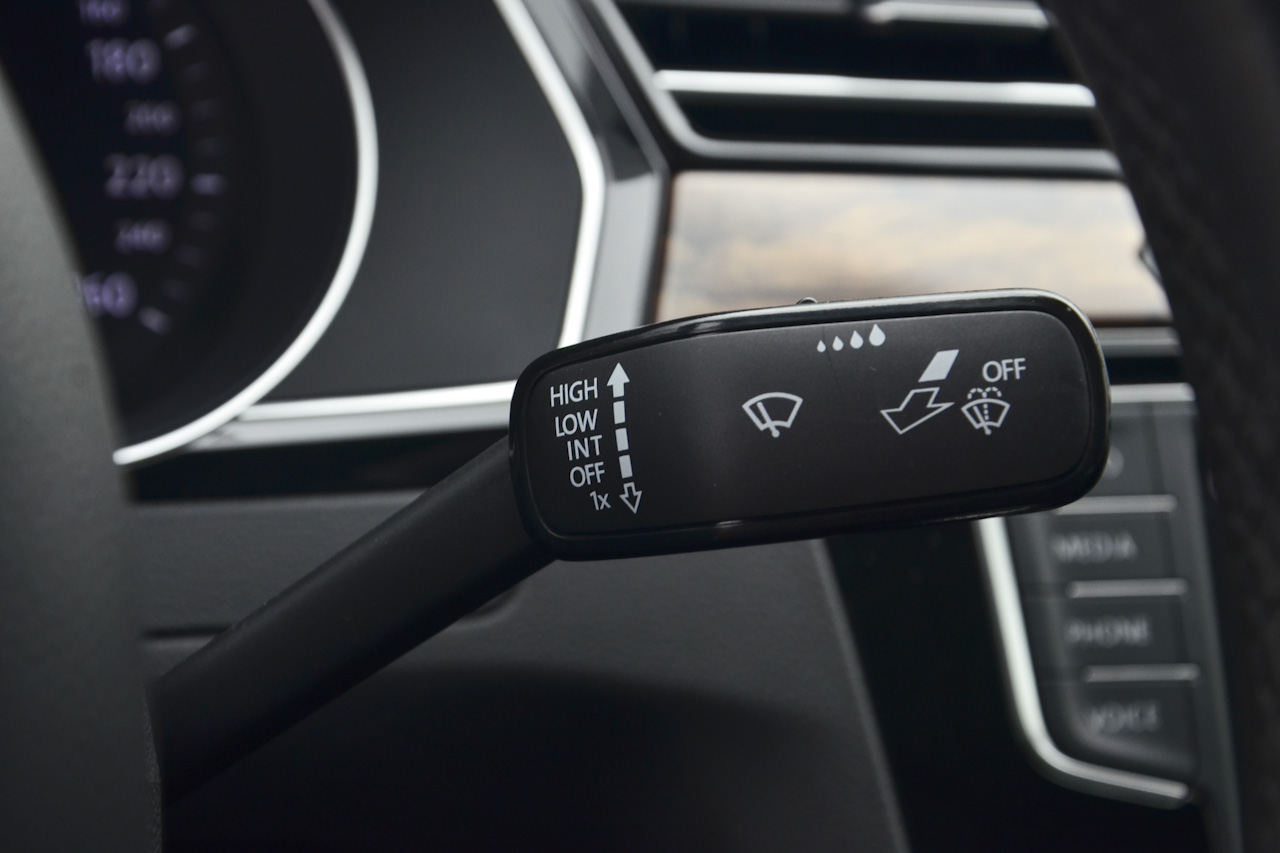  2017款迈腾2.0T自动380TSI DSG豪华型