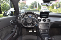 2017款奔驰CLA级改款 2.0T自动220 4MATIC