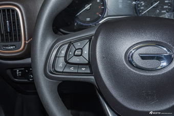 2017款传祺GS3 200T 1.3T自动尊贵版