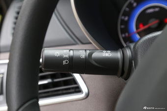 2017福美来七座版1.5T手动适·悦型7座