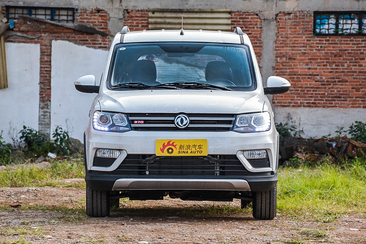 2016款风光370 1.5L手动豪华型7座