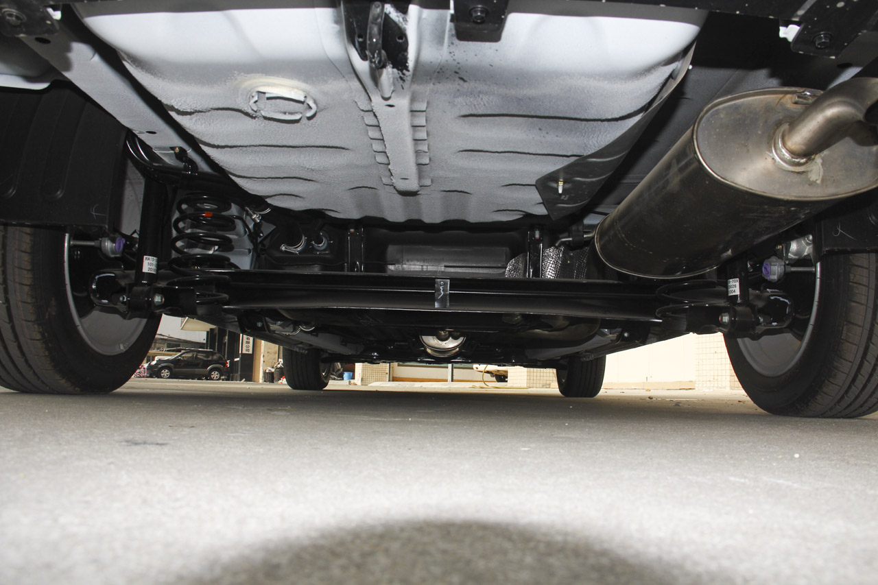 2016款海马M3 1.5L手动智能舒适型