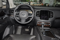2016款沃尔沃XC90升级版 2.0T自动 T6智雅版