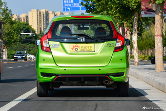 2018款飞度1.5L CVT潮跑+版