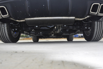 2017款众泰SR9 2.0T手动极致之心版