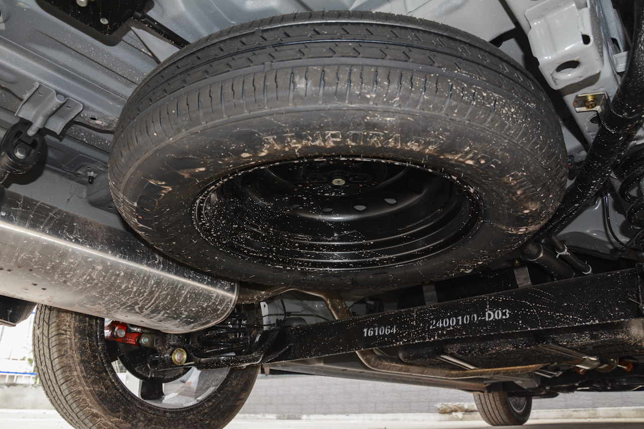 2017款斯威X7 1.5T自动智享型 