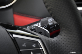 2017款哈弗H1蓝标1.5L AMT尊贵型