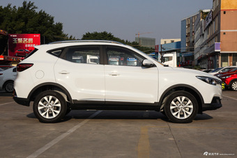 2017款名爵ZS 1.5L手动舒适版 