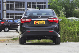 2016款海马M3 1.5L手动智能舒适型