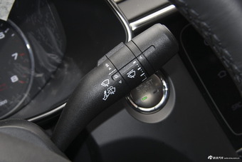 2018款名爵6 1.5T手动20T精英智联版