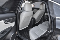 2016款奔腾B50 1.6L自动豪华型