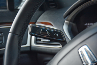 2018款林肯MKZ 2.0H自动尊雅版