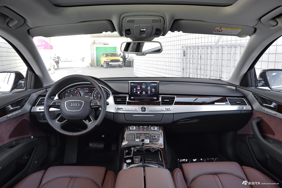 2017款奥迪A8L 45 TFSI quattro领先精英版