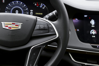 2017款CT6 2.0T自动28T豪华型