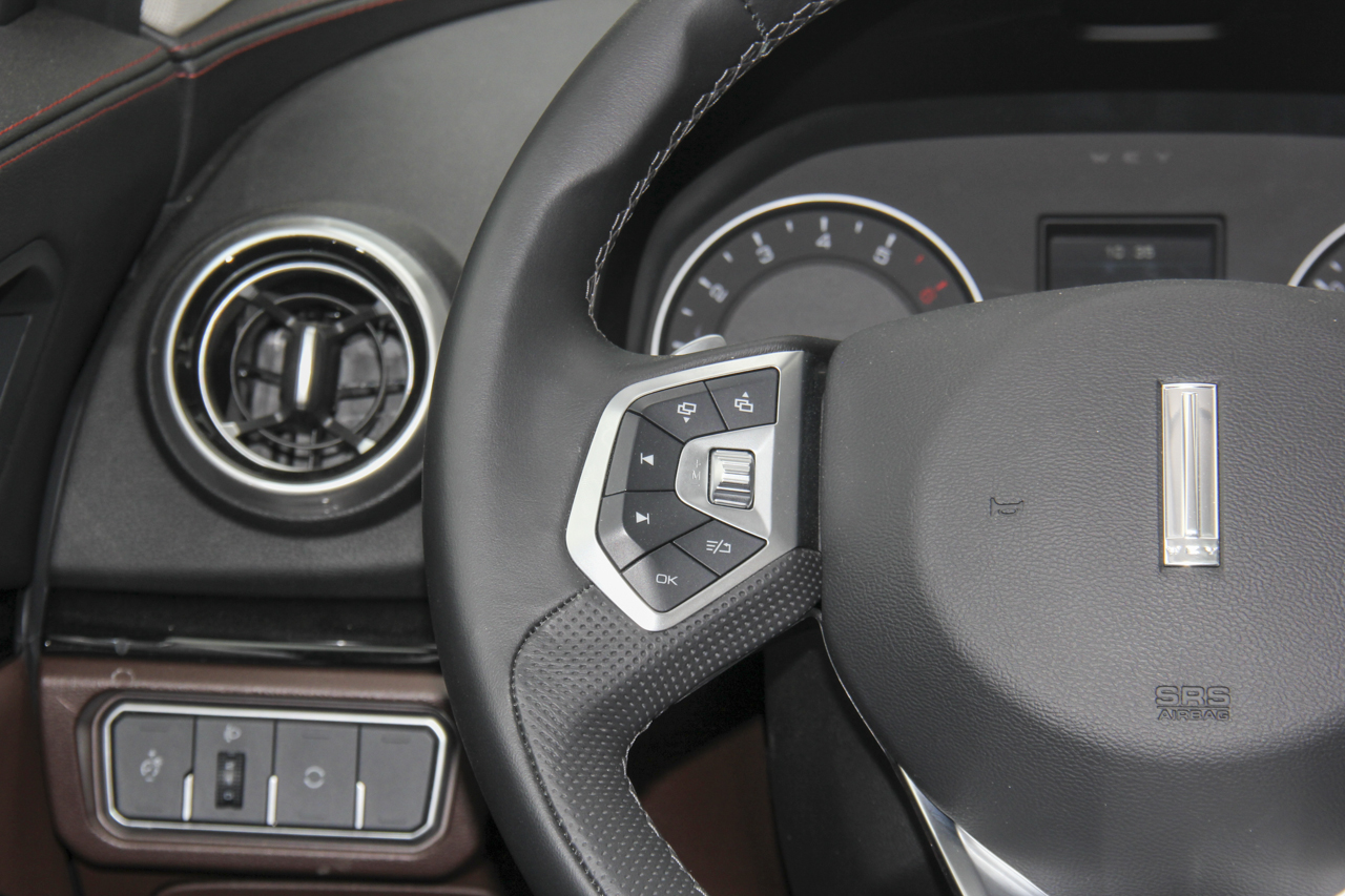  2017款WEY VV5 2.0T自动旗舰型