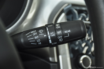 2016款维特拉1.6L手动两驱进取型