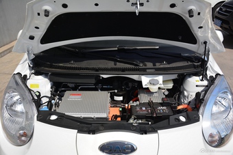 2017款江淮iEV6E图片