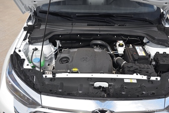 2018款北汽绅宝智行1.5T自动精英版