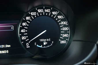 2017款林肯MKC 2.0T 两驱尊悦版（白）