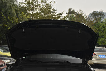 2018款沃尔沃XC90升级版 2.0T自动 T6智尊版