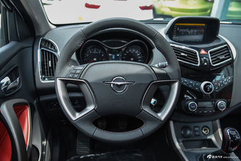 2015款海马S5 1.5T手动智能豪华型运动版