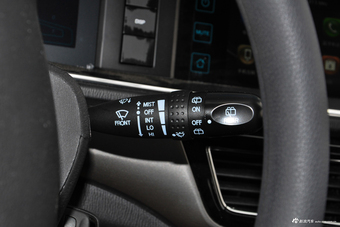 2017款欧尚1.5L手动精英型