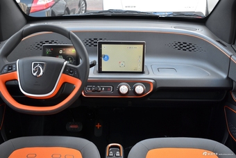   2017款宝骏E100智享版