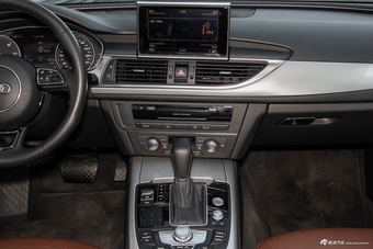 2017款奥迪A6L 1.8T自动TFSI技术型