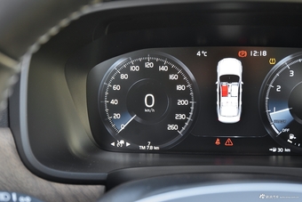 2018款沃尔沃S90 2.0T自动T5智雅版