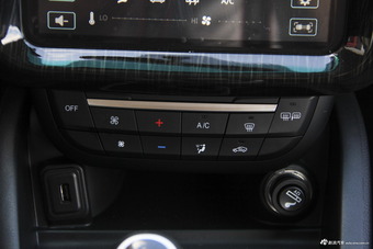 2018款斯威X7 1.5T手动豪华型7座