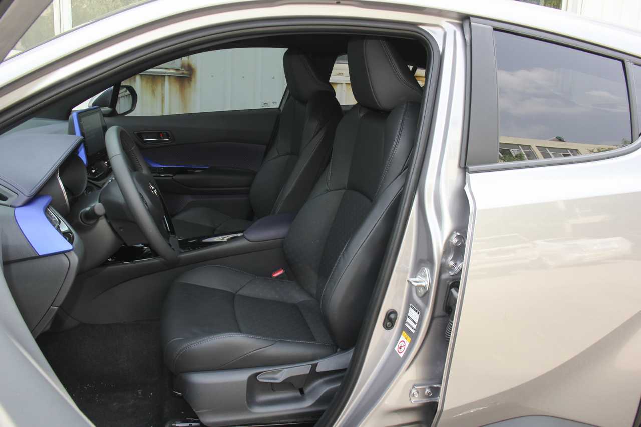 2018款奕泽IZOA 2.0L自动奕驰版