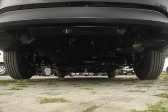 2017款雷凌改款185T自动精英版国V