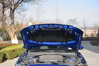 2019款捷豹F-PACE 2.0T自动四驱都市尊享版