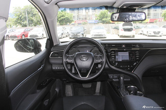 2018款凯美瑞2.5Q自动旗舰型